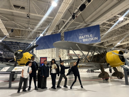 History in Snowy Owls: trip to the RAF Museum